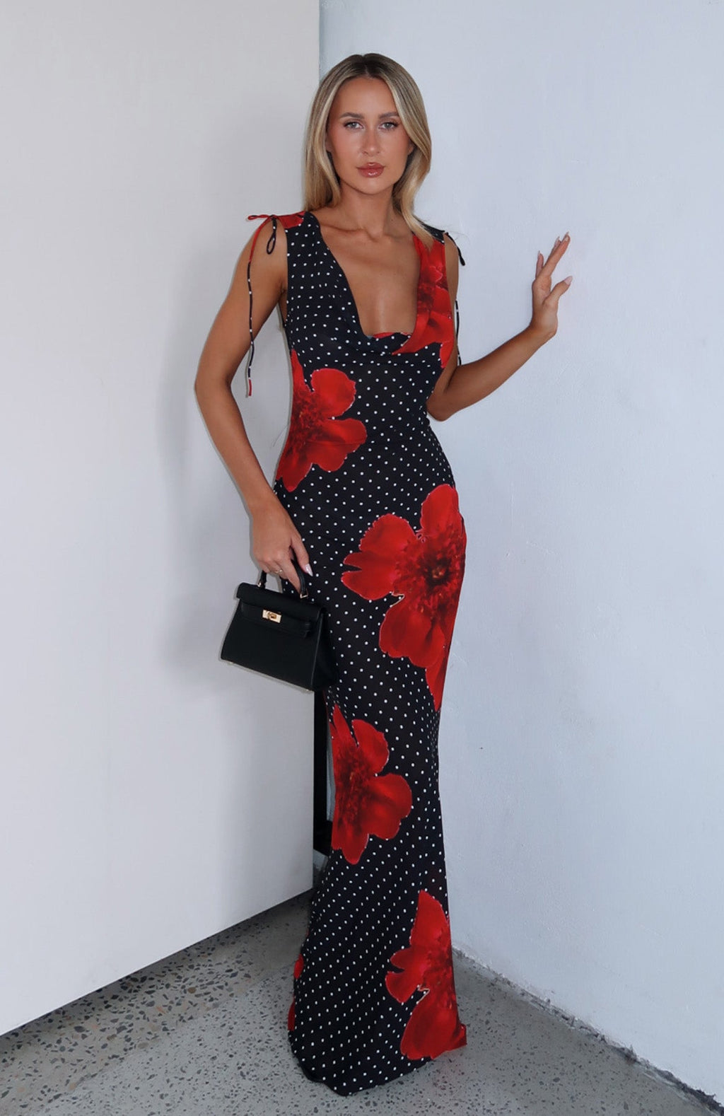 White Fox That's Amore Maxi Dress Black Scarlet Bloom