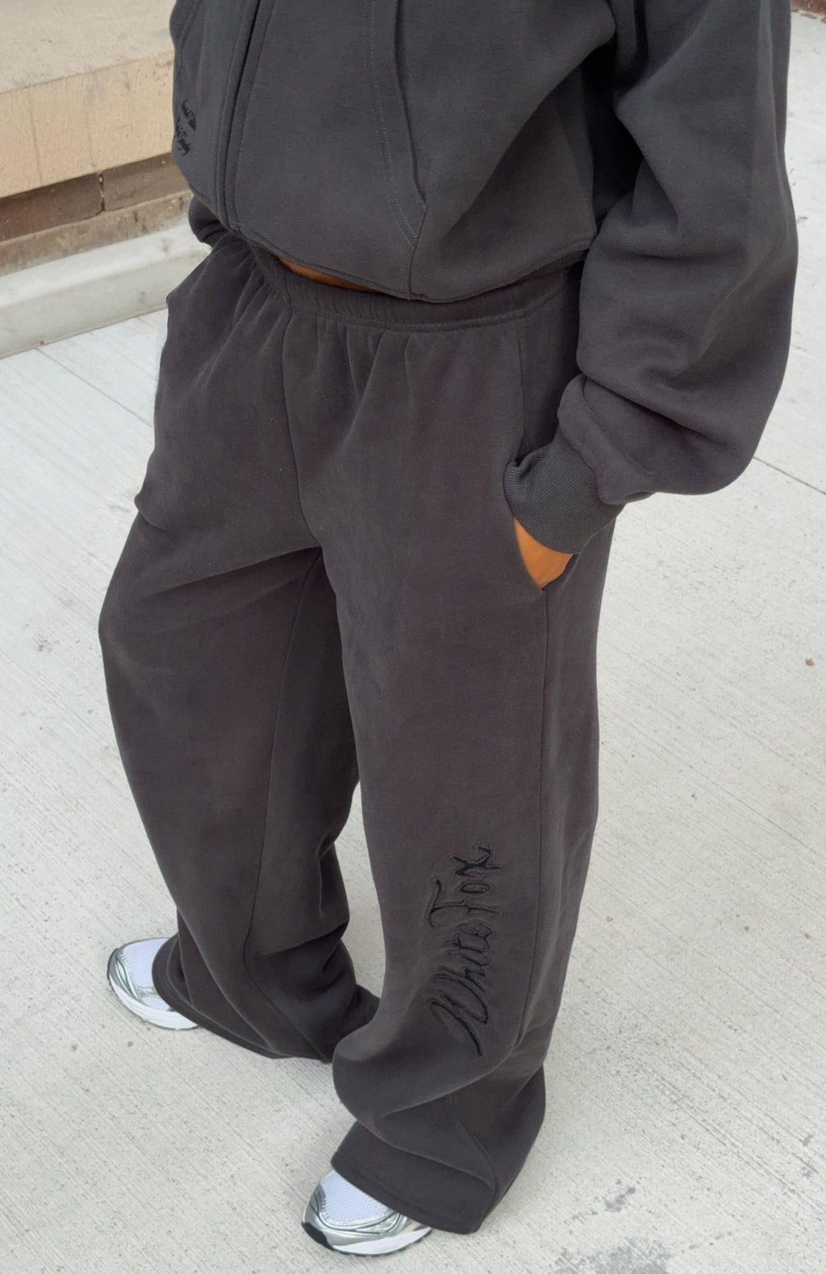 White Fox Studio 17 Willa Wide Leg Sweatpants Charcoal