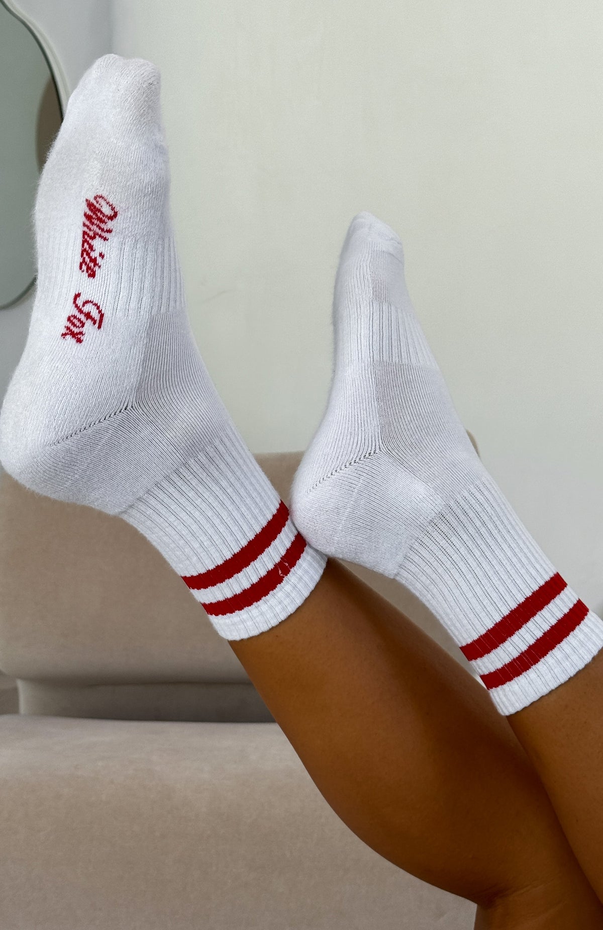 White Fox Grounded Socks White/Red