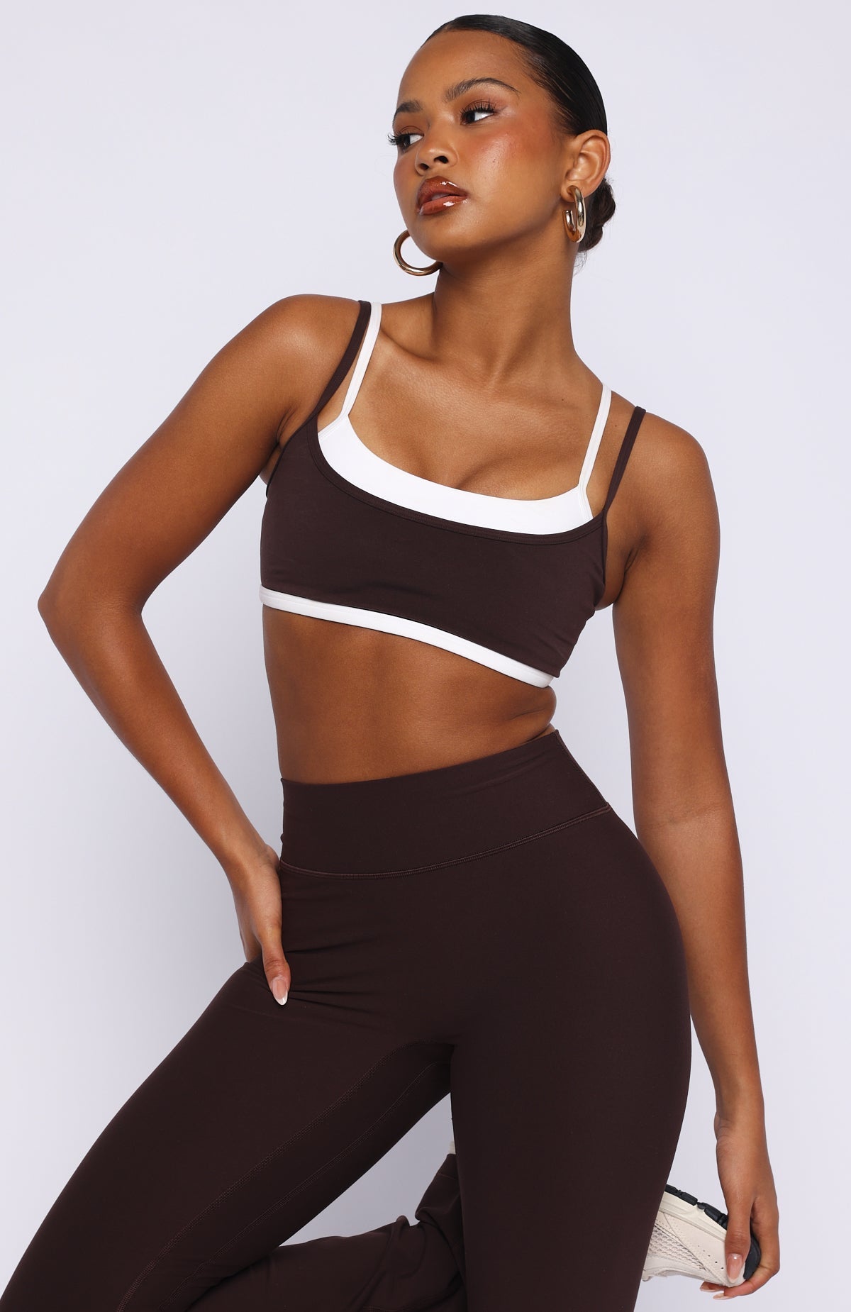 White Fox All The Glory Sports Bra Dark Chocolate/White