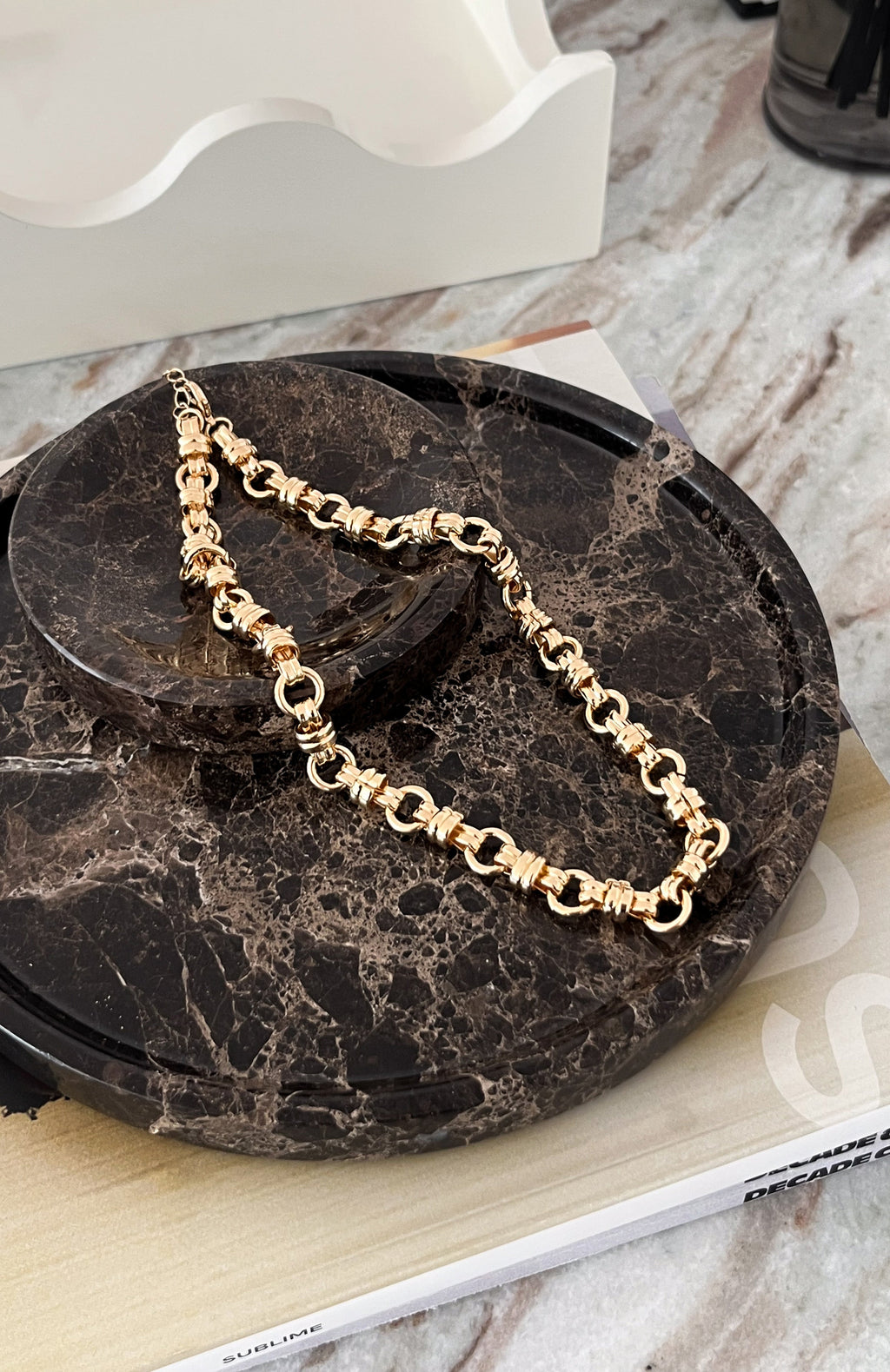 White Fox Joey Necklace Gold