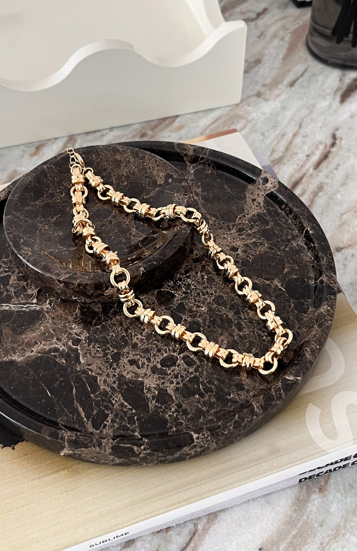 White Fox Joey Necklace Gold