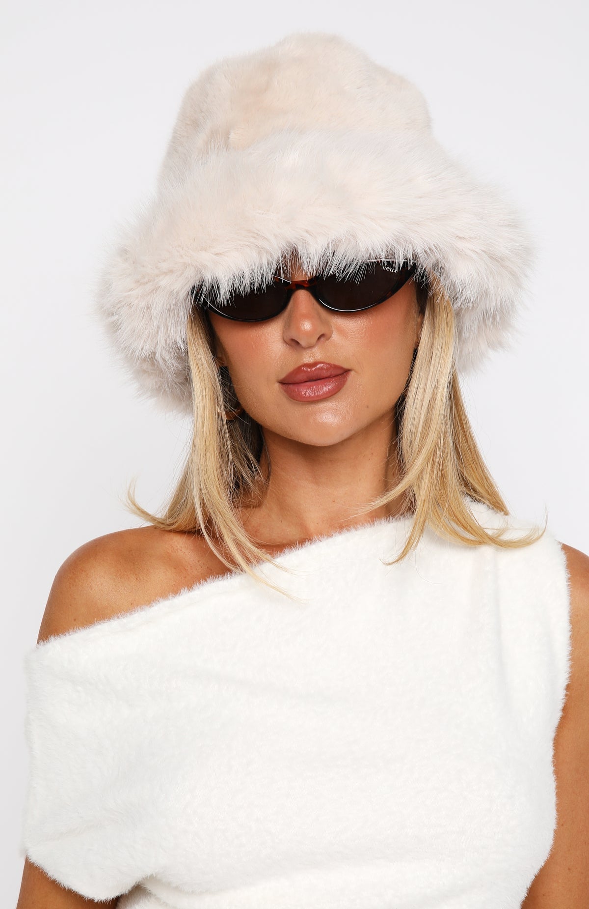 White Fox Trixie Faux Fur Hat Cream