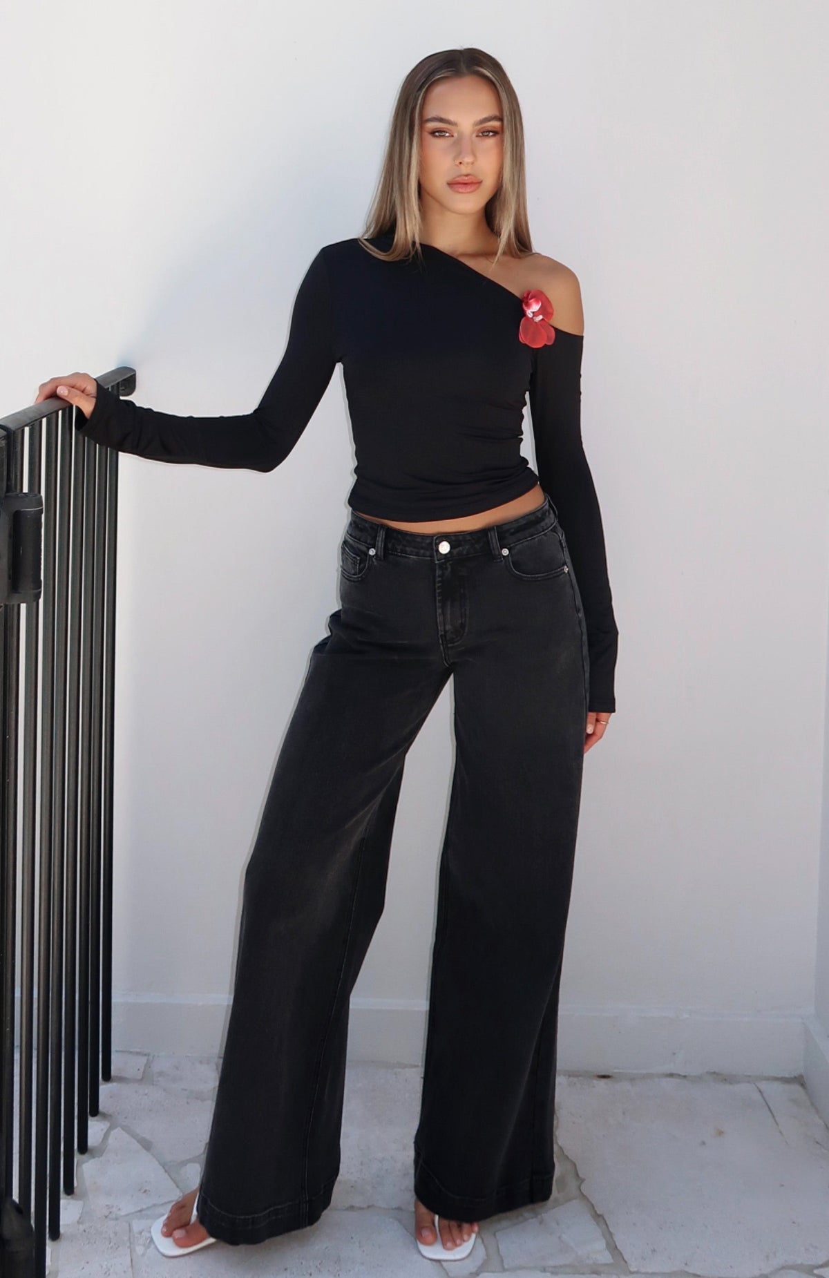 White Fox Elena Low Rise Wide Leg Jeans Black Acid