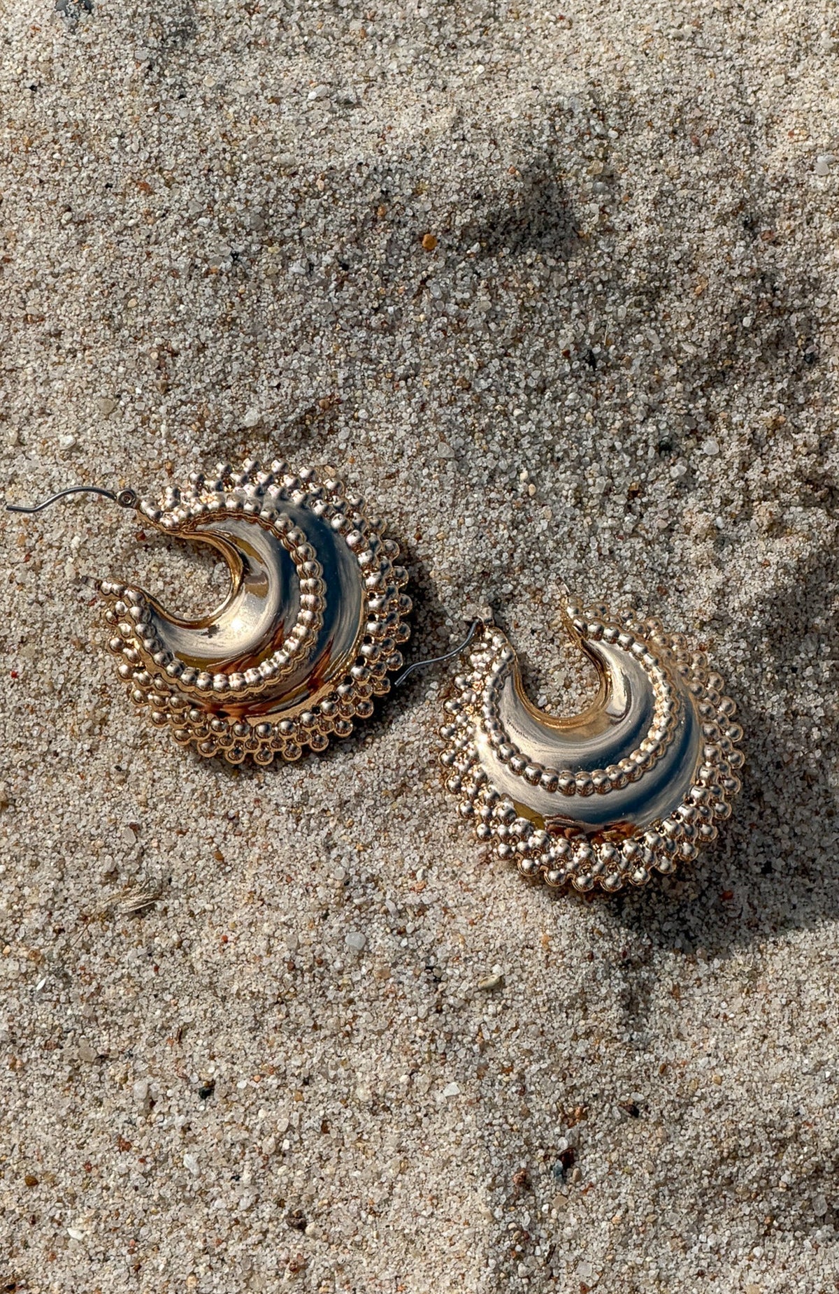 White Fox Nika Earrings Gold