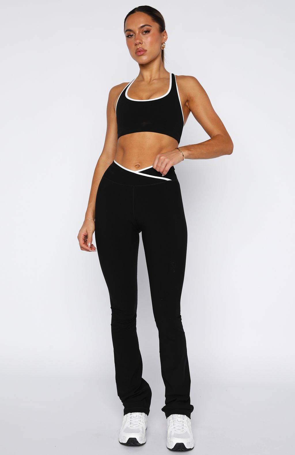 White Fox Reflex Flare Leggings Black/White