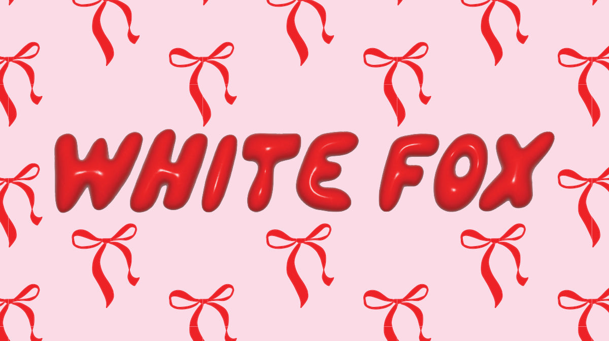 White Fox Christmas Gift Card