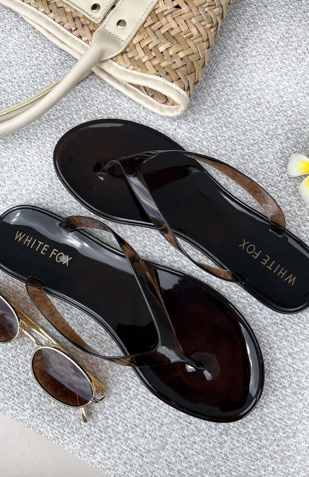 White Fox Dean Jelly Thong Sandals Chocolate