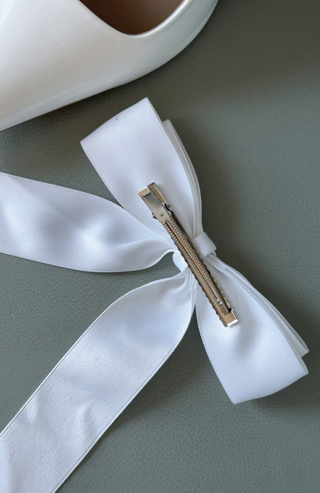 White Fox Sweet Serenity Bow Hair Clip White
