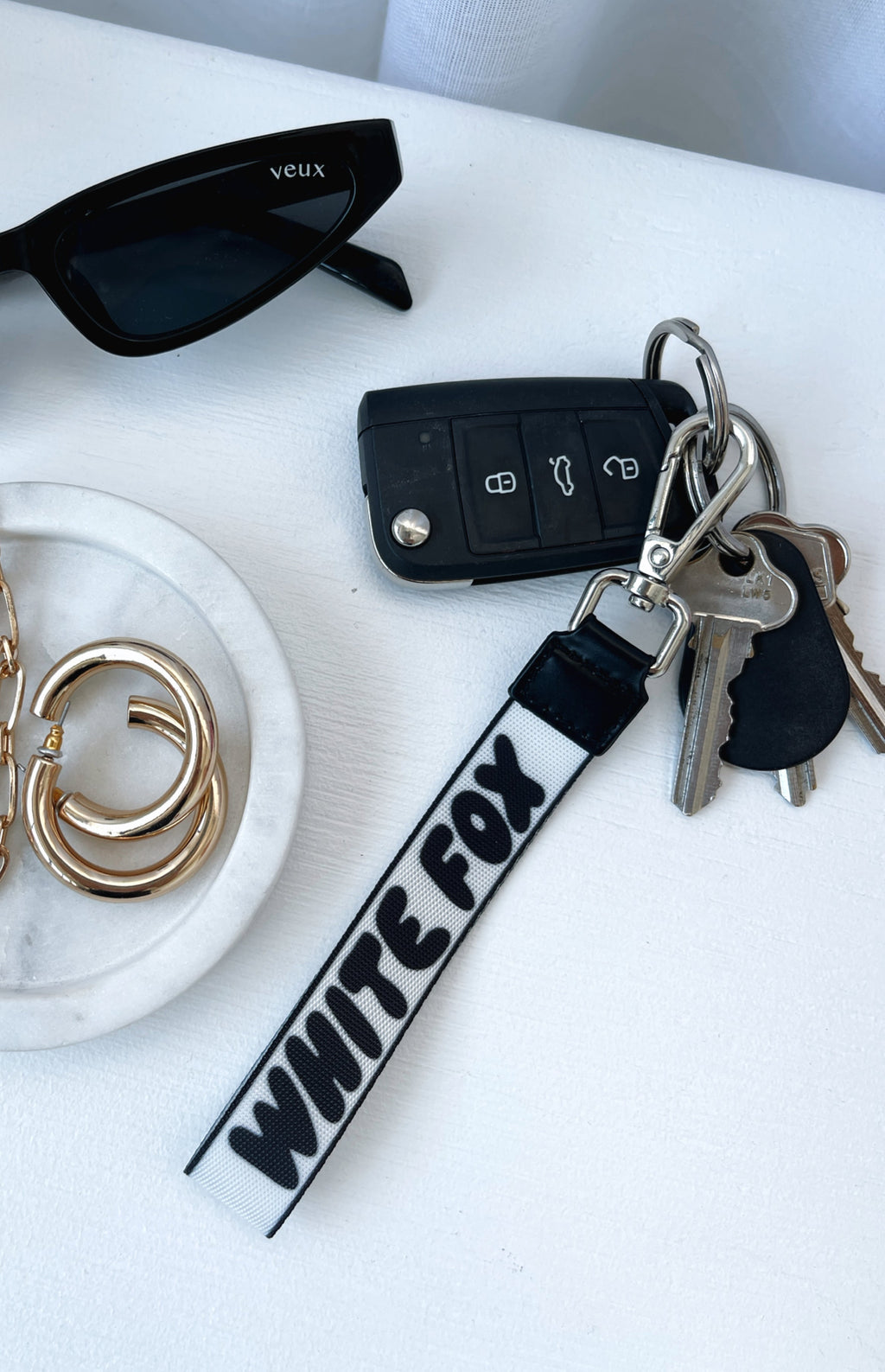 White Fox Next Level Strap Keychain Black