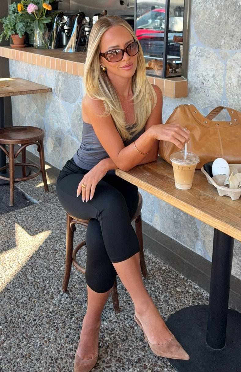 White Fox Dress For Success Capri Pants Black