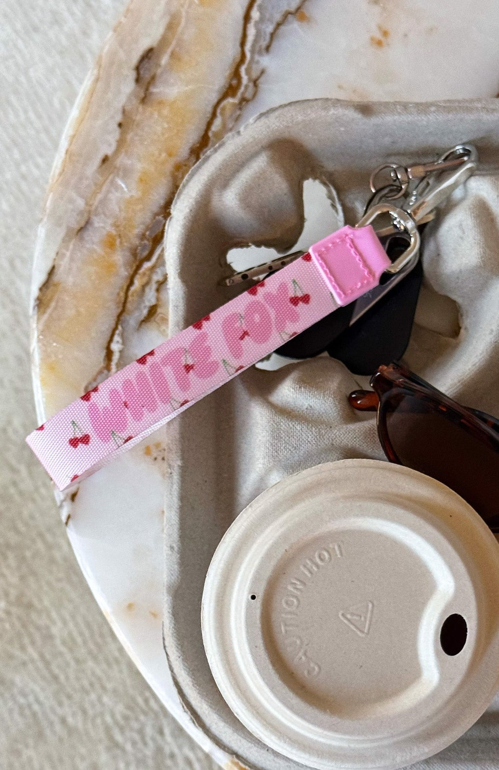 White Fox Club 14 Emory Strap Keychain Pink