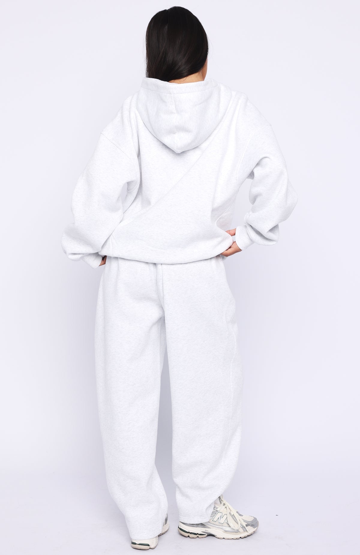 White Fox Know What You Want Barrel Leg Sweatpants Grey Marle