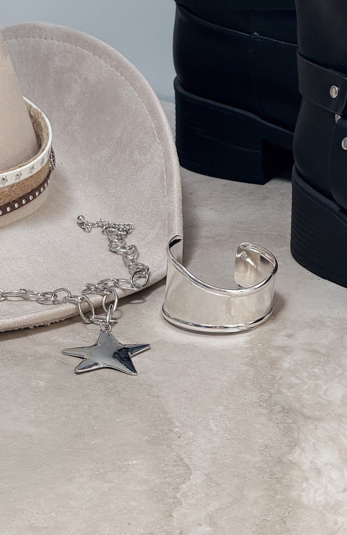 White Fox Azura Chunky Bangle Silver