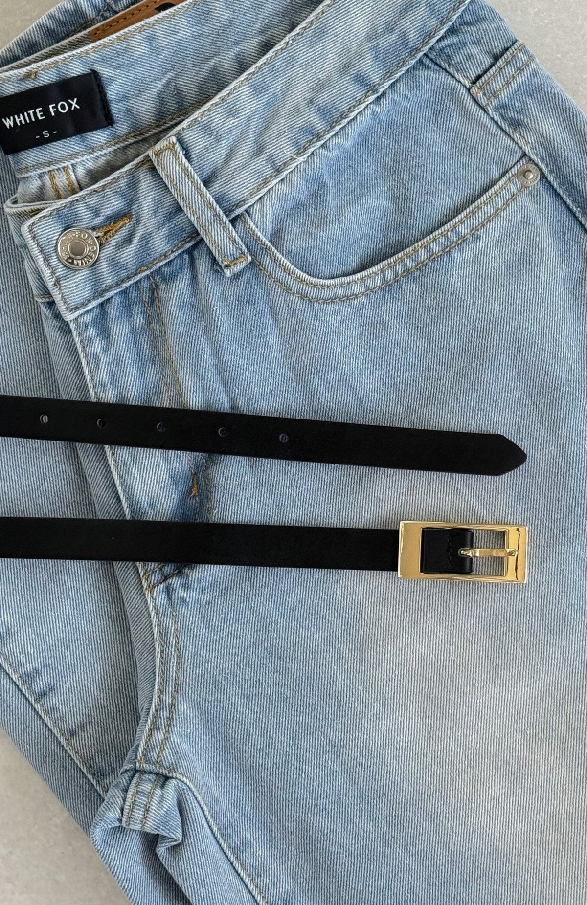 White Fox Corbett Belt Black/Gold