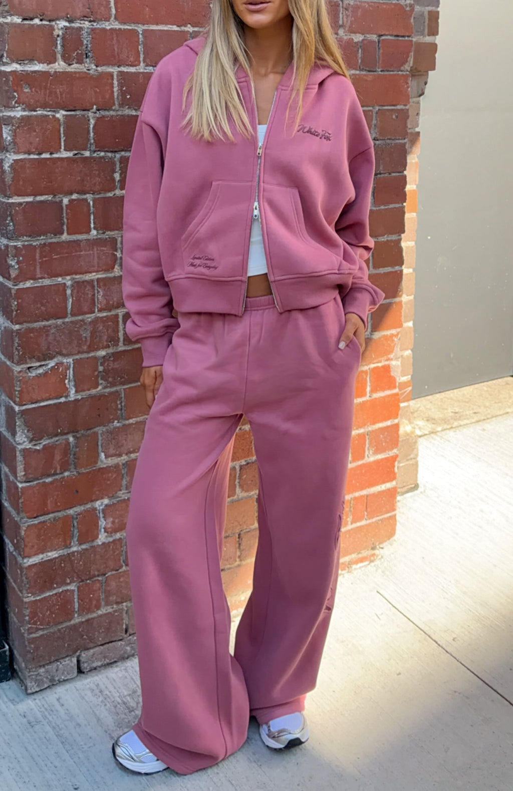 White Fox Studio 17 Willa Boxy Zip Front Hoodie Dusty Plum