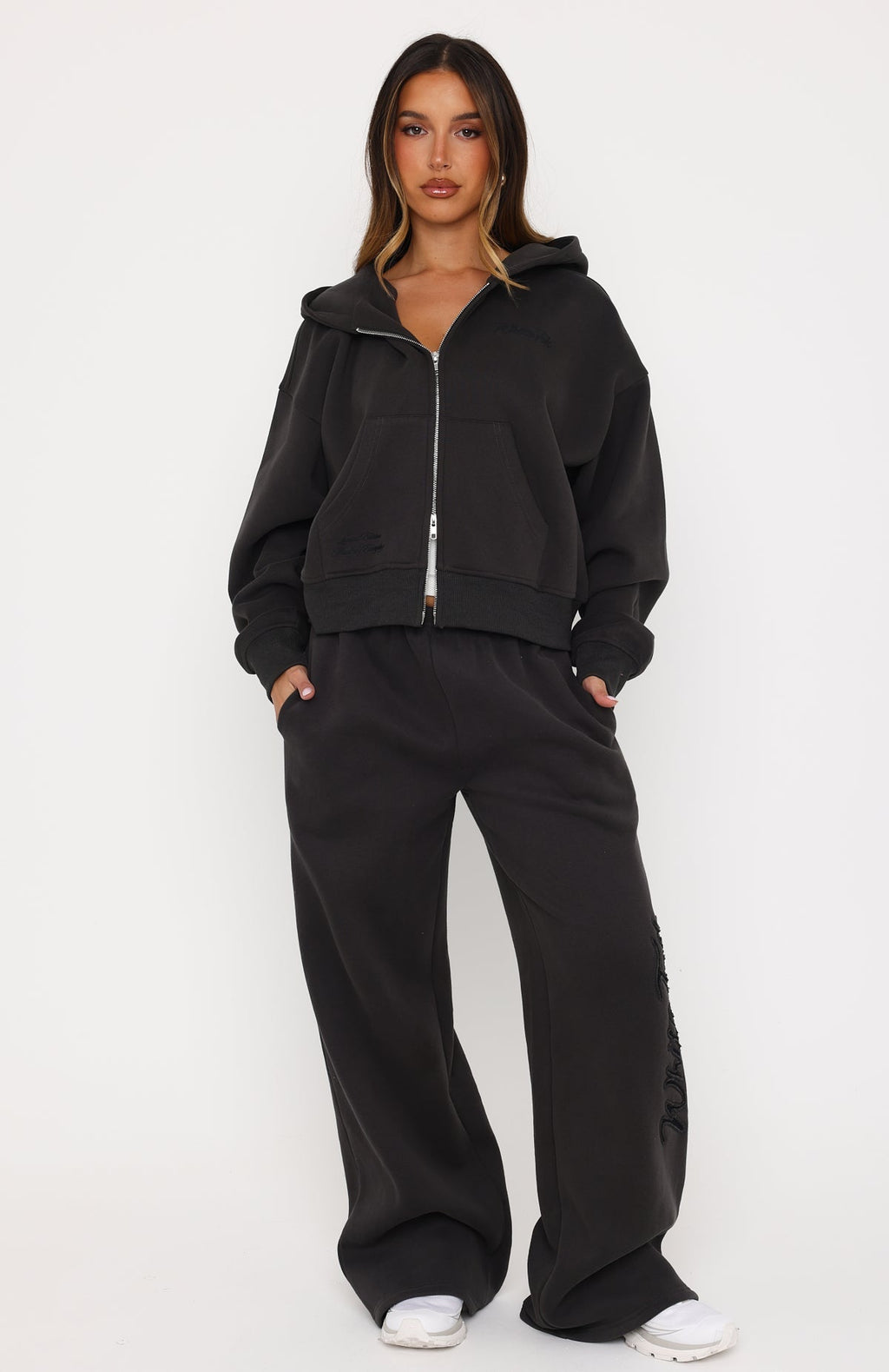 White Fox Studio 17 Willa Wide Leg Sweatpants Charcoal