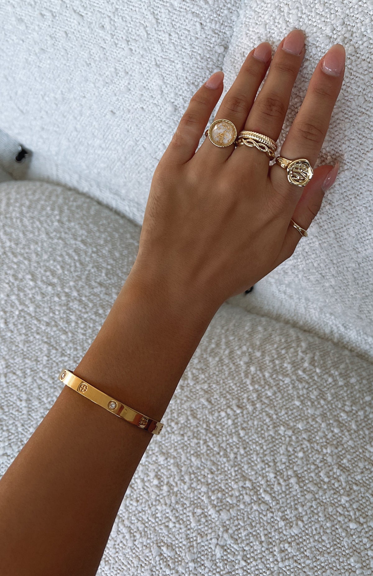 White Fox Sia Bracelet Gold
