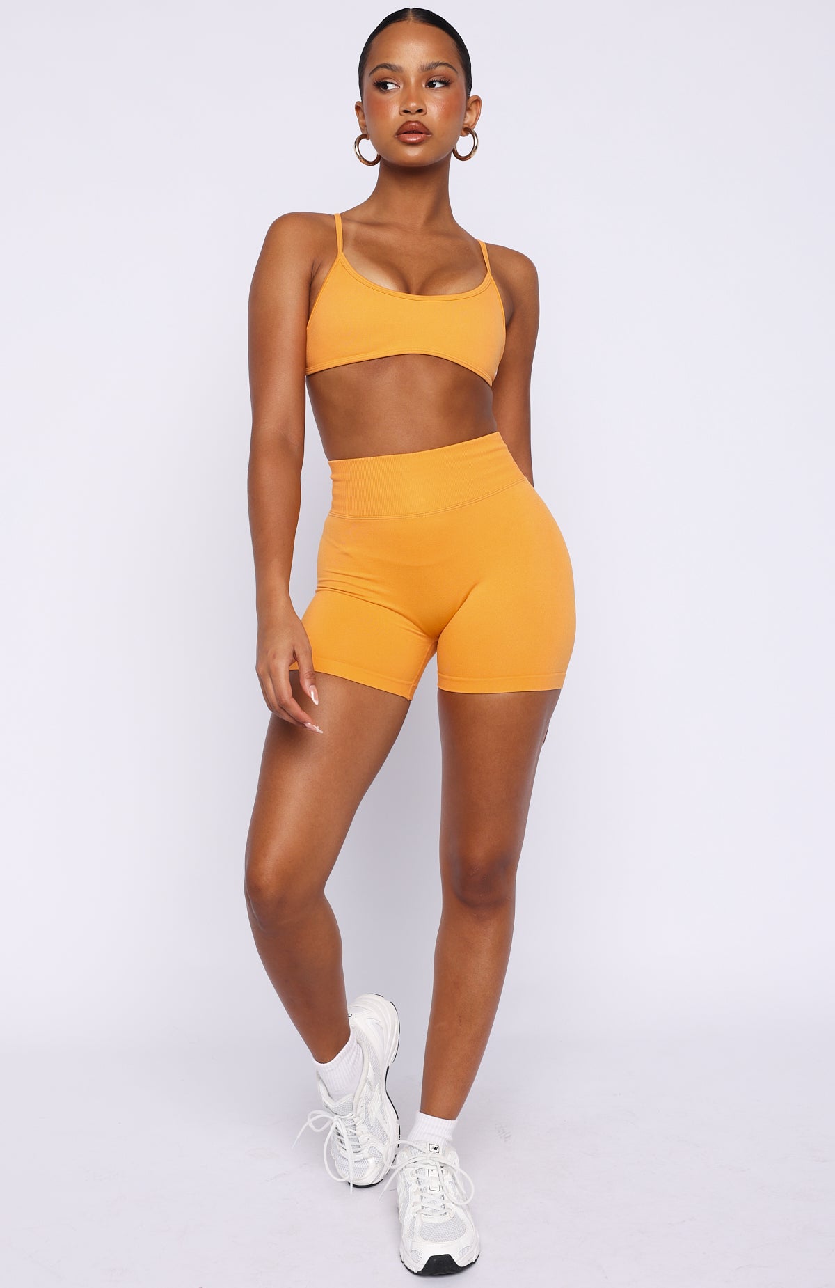 White Fox Zoom Seamless Shorts 4" Mango