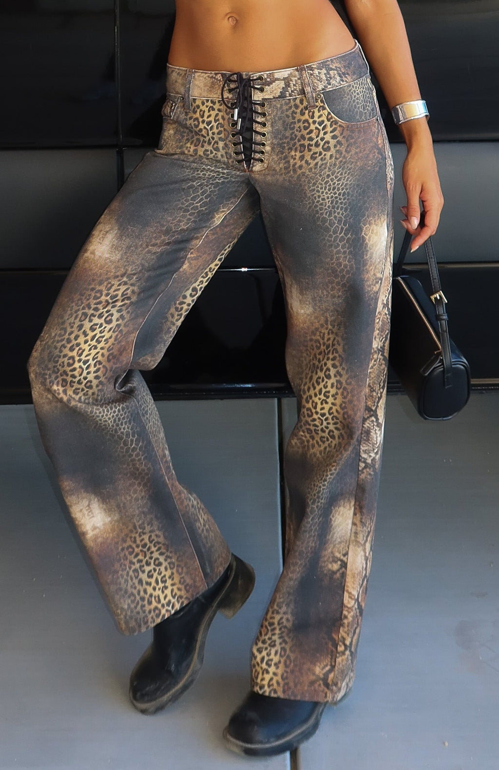 White Fox Actually Invested Mid Rise Lace Up Straight Leg Jeans Desert Mirage