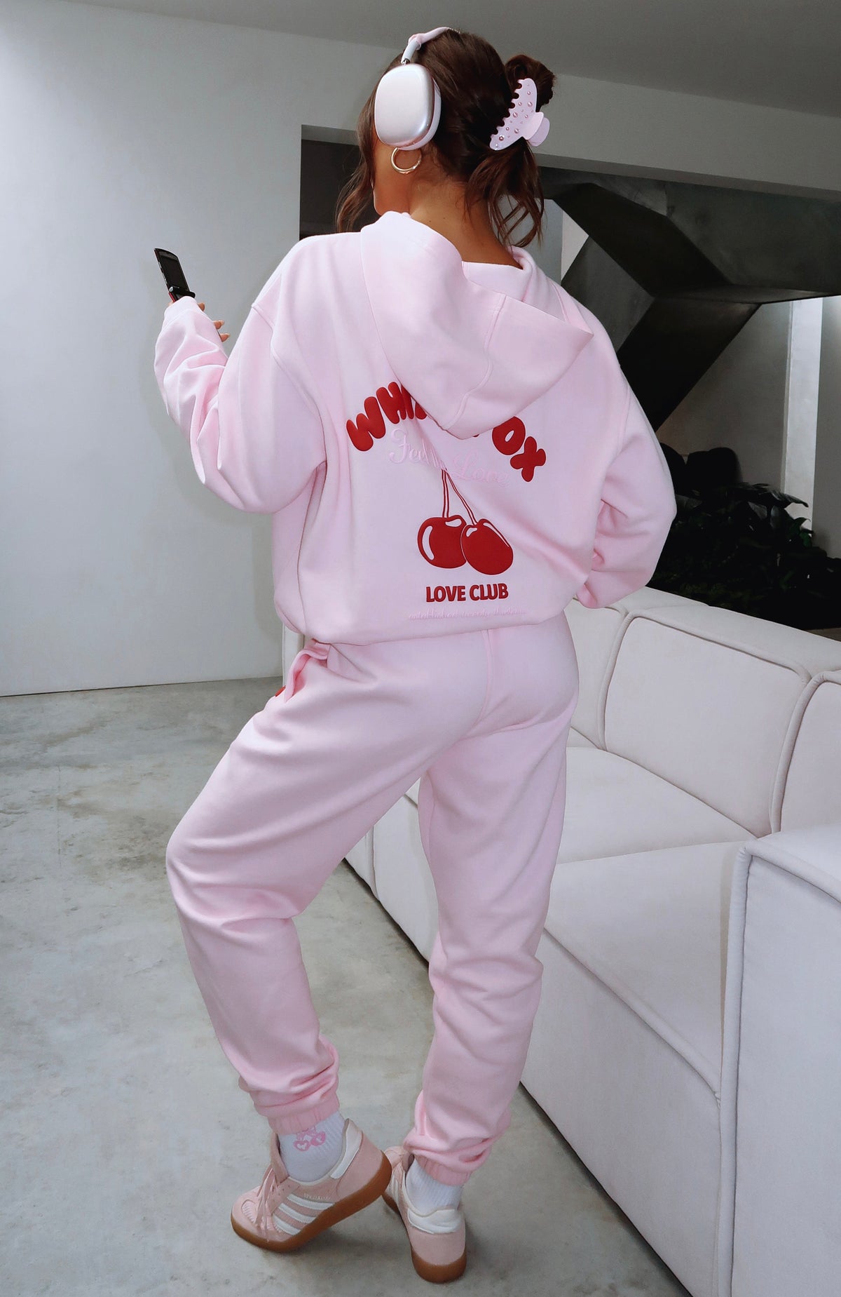 White Fox Love Me Tender Sweatpants Pink