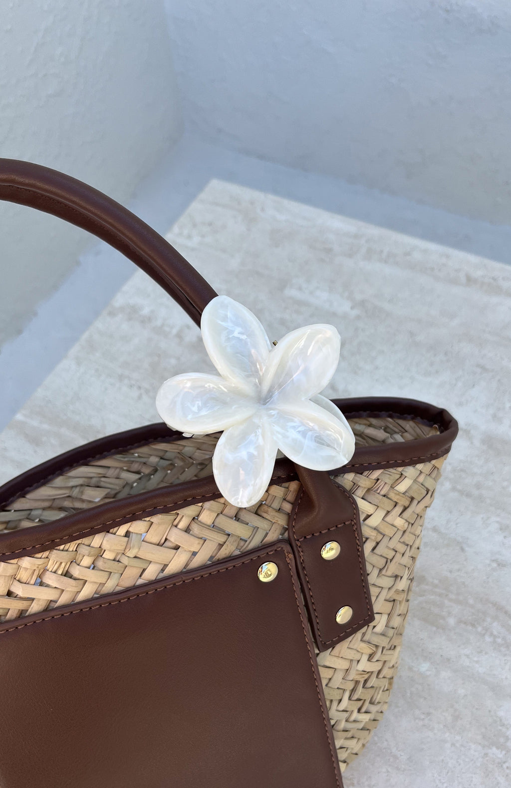White Fox Floral Charm Hair Clip White Marble