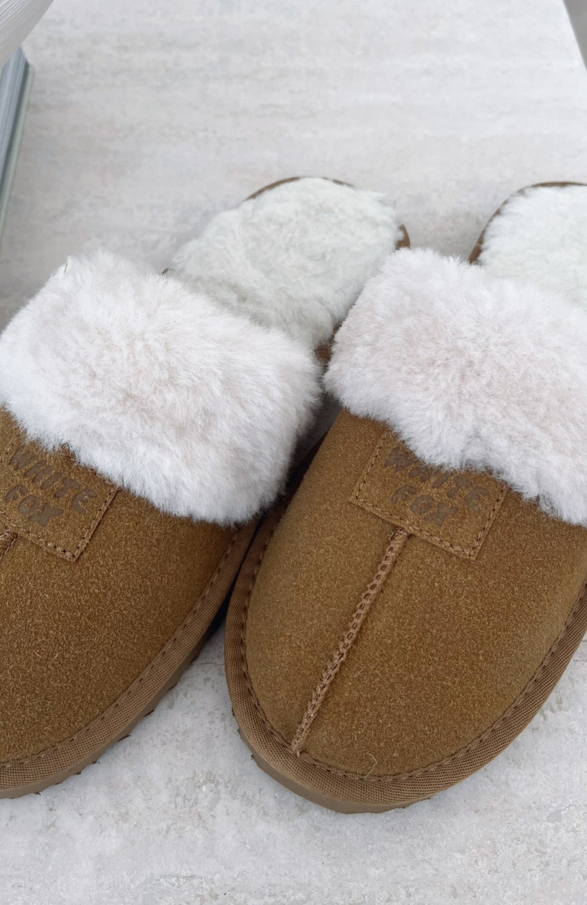 White Fox Grayson Slippers Chestnut