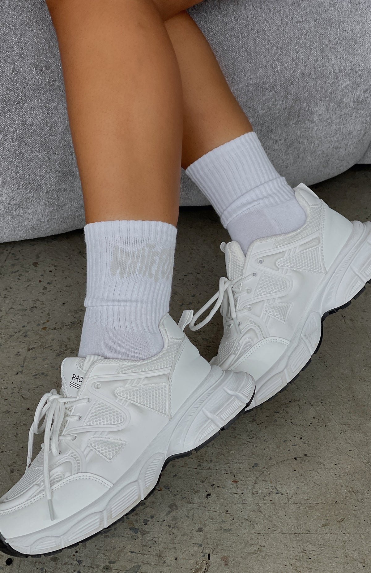 White Fox Archive 6.0 Socks White/Moon