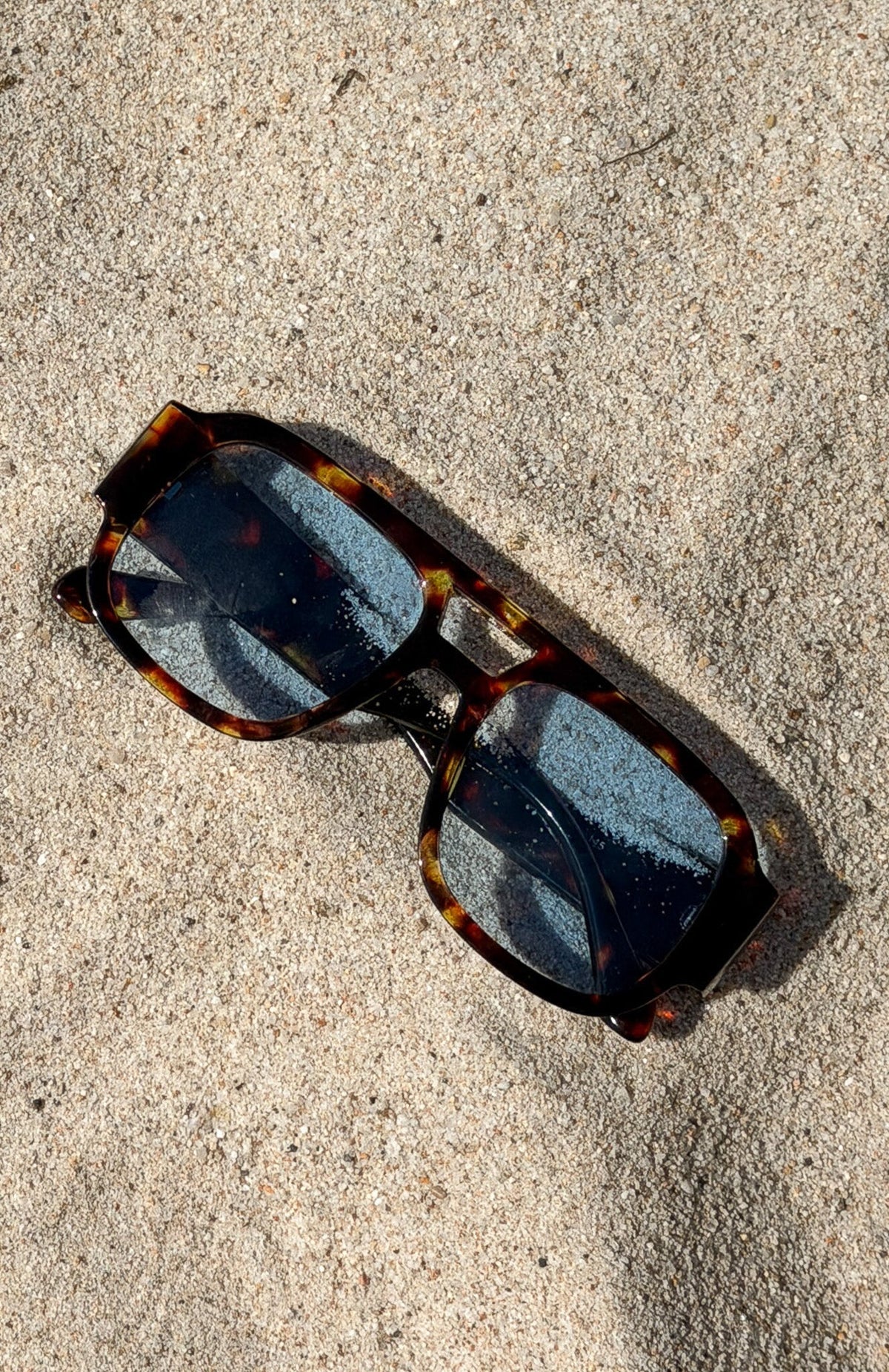 White Fox Tirza Sunglasses Tortoise/Blue