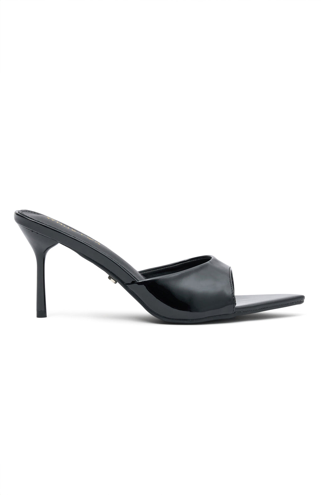 White Fox Drive Them Wild Heels Black