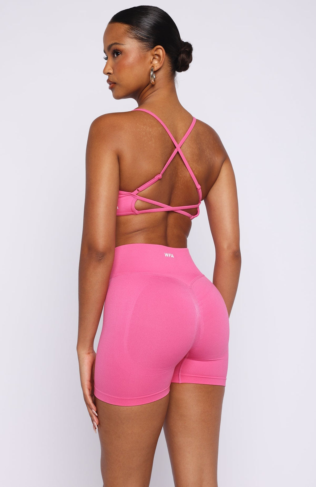 White Fox Fuel Seamless Sports Bra Dragonfruit