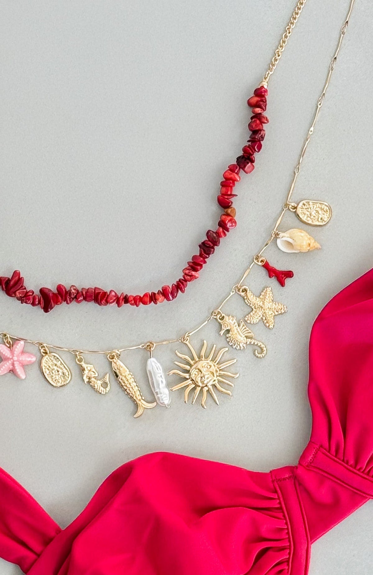 White Fox Anakin Necklace Set Gold/Red