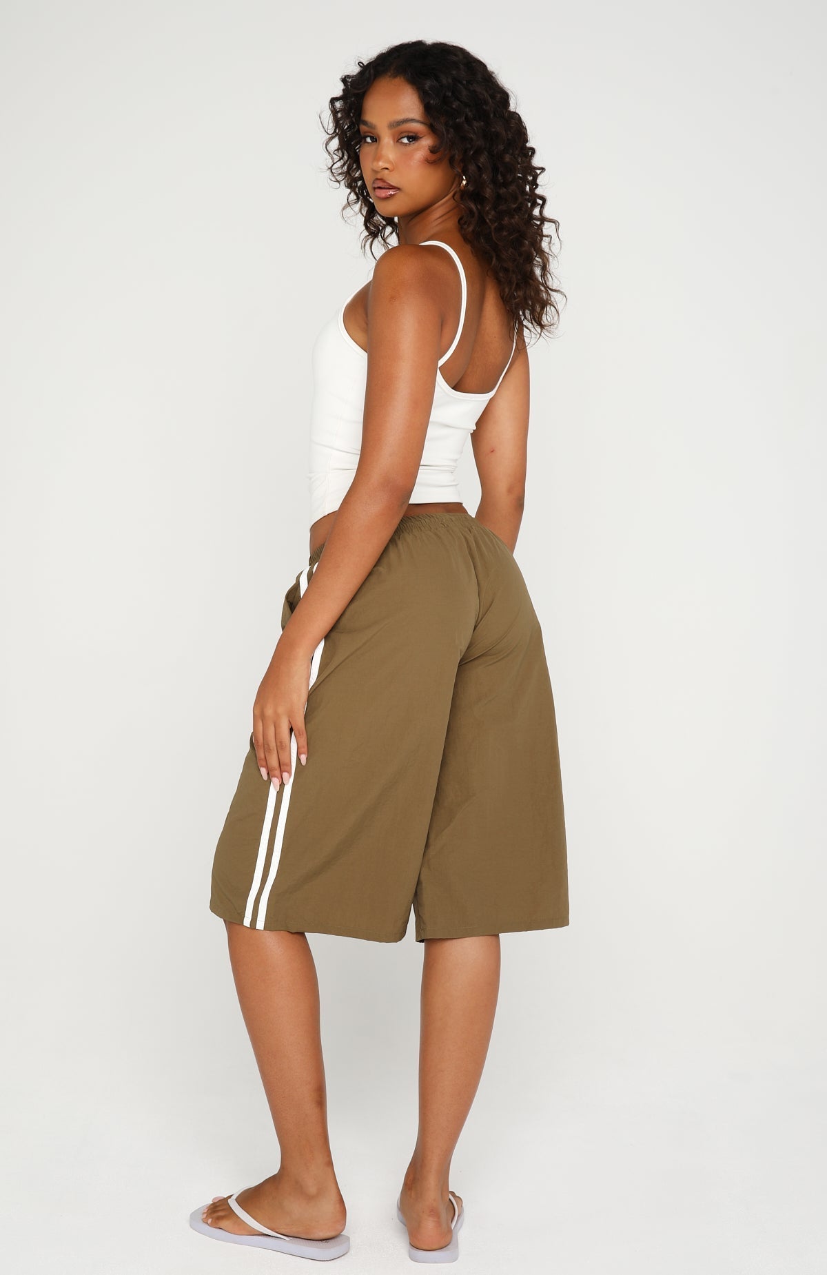White Fox Still Yours Relaxed Shorts Military Green