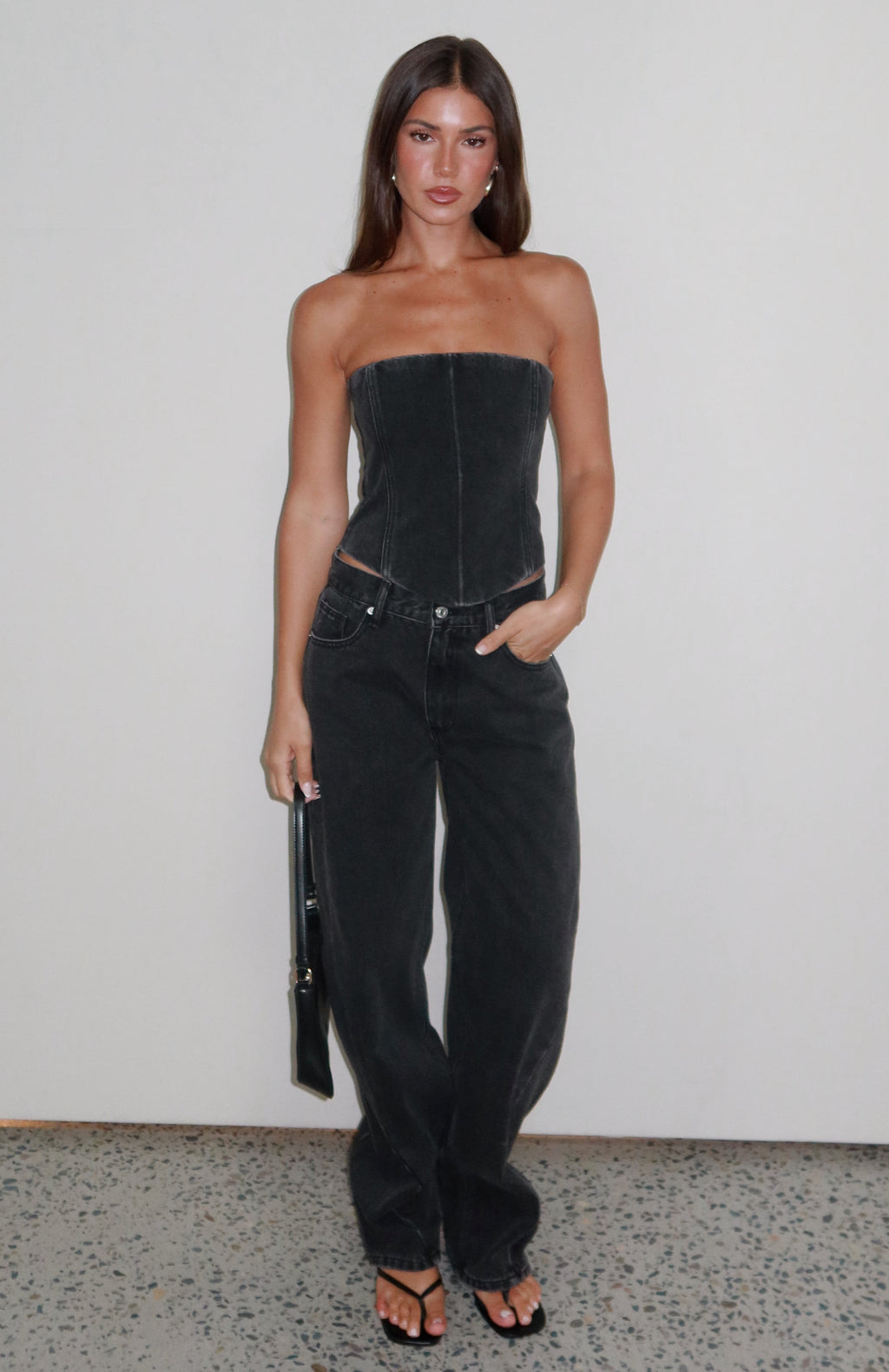 White Fox Kiara Mid Rise Barrel Leg Jeans Black Acid