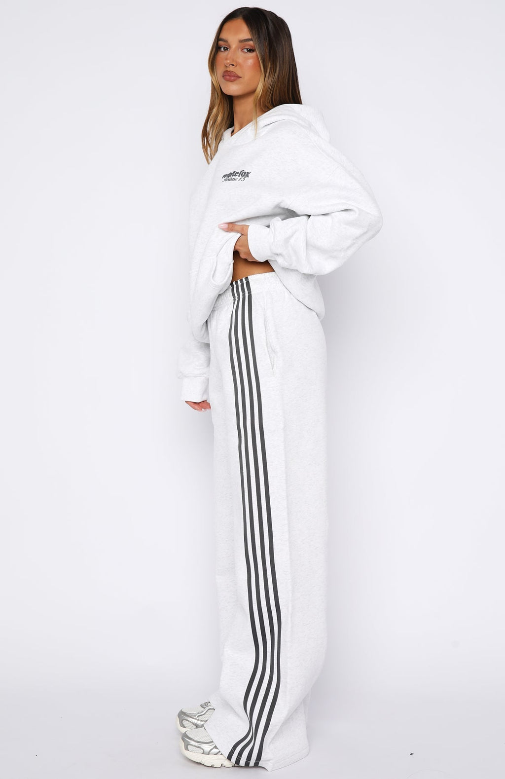 White Fox Release 15 Asalia Wide Leg Sweatpants Grey Marle