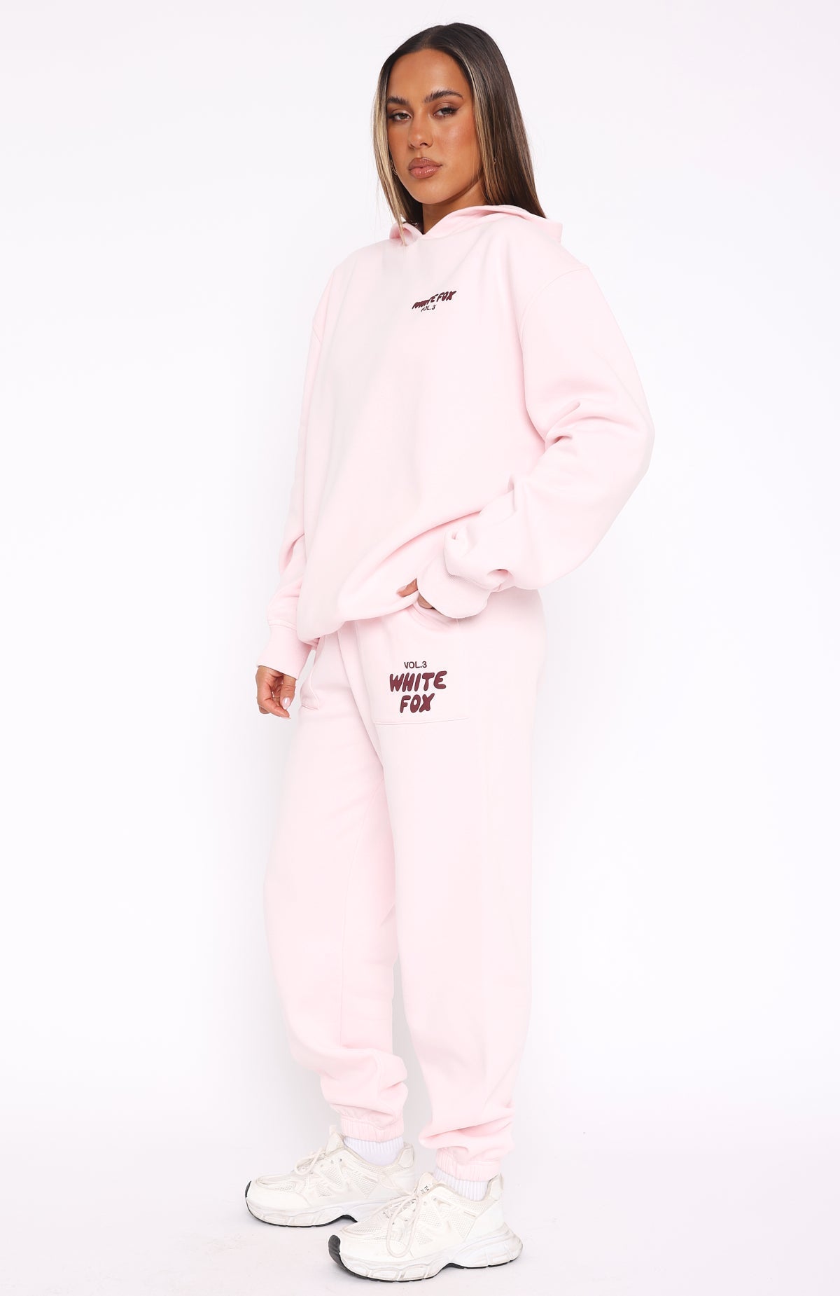 White Fox Offstage Sweatpants Cupcake