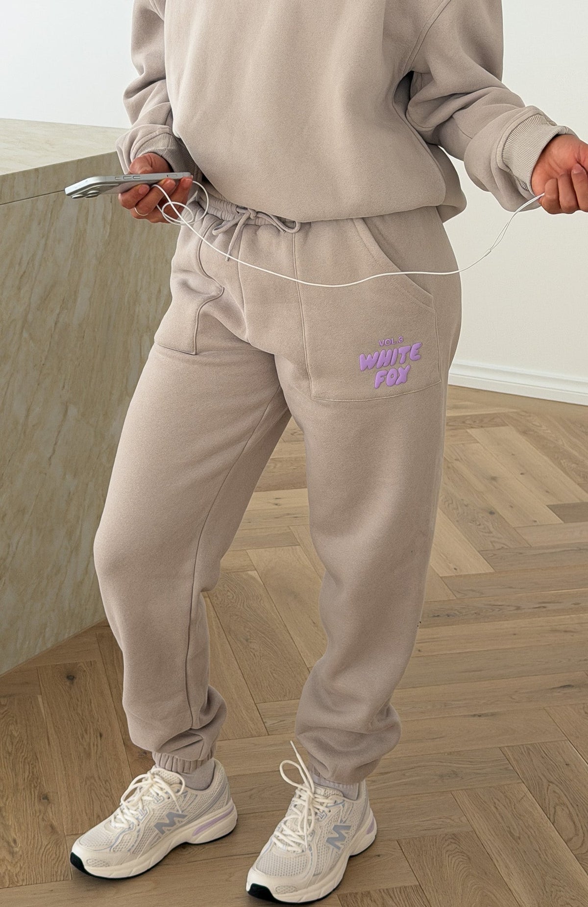 White Fox Offstage Sweatpants Cloud