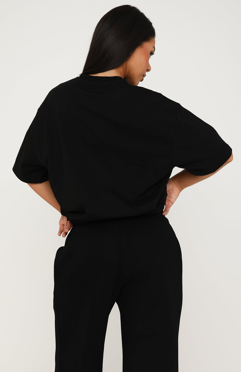 White Fox Core Classic Oversized Tee Black