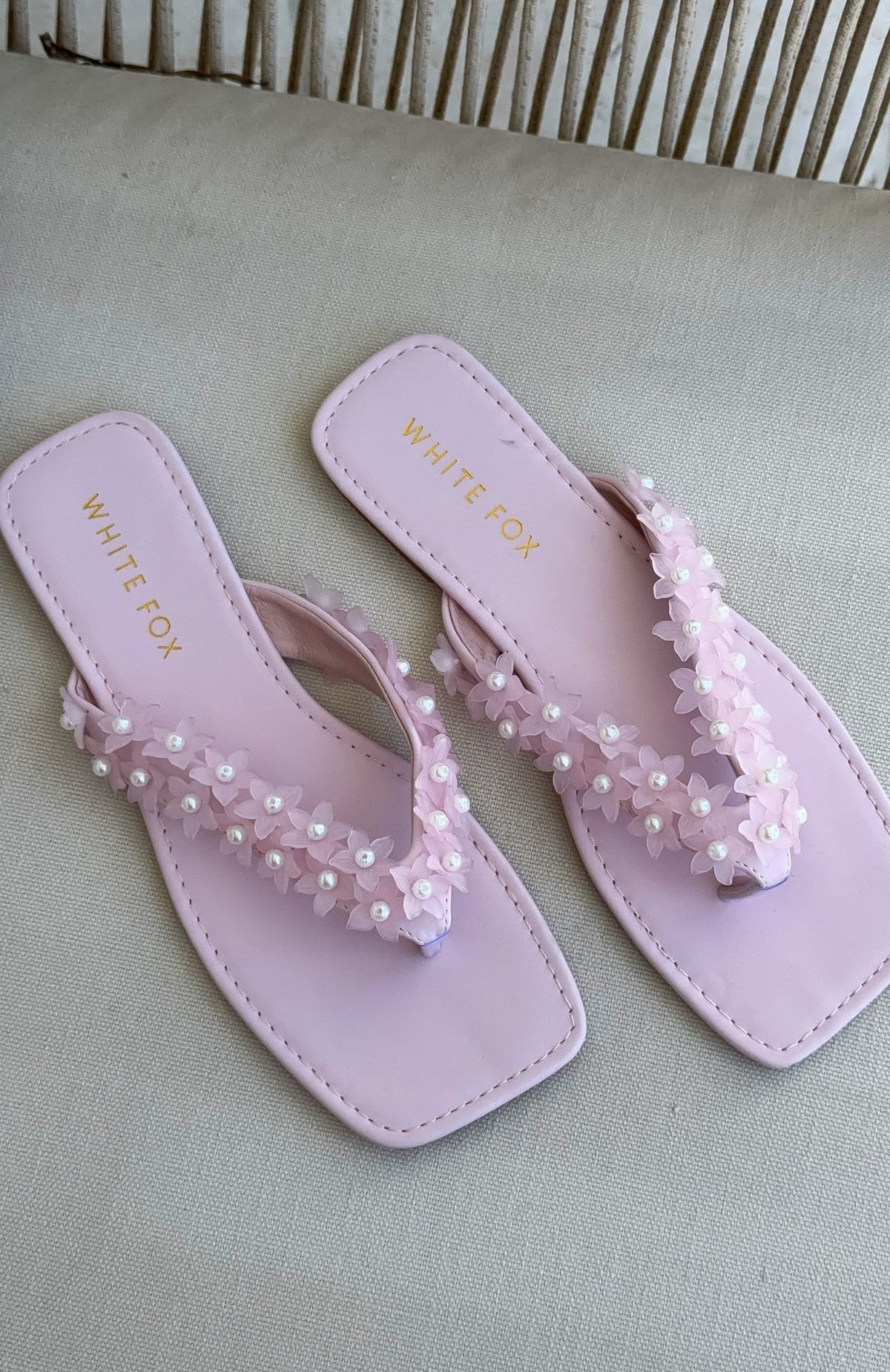 White Fox Lyle Thong Sandals Baby Pink