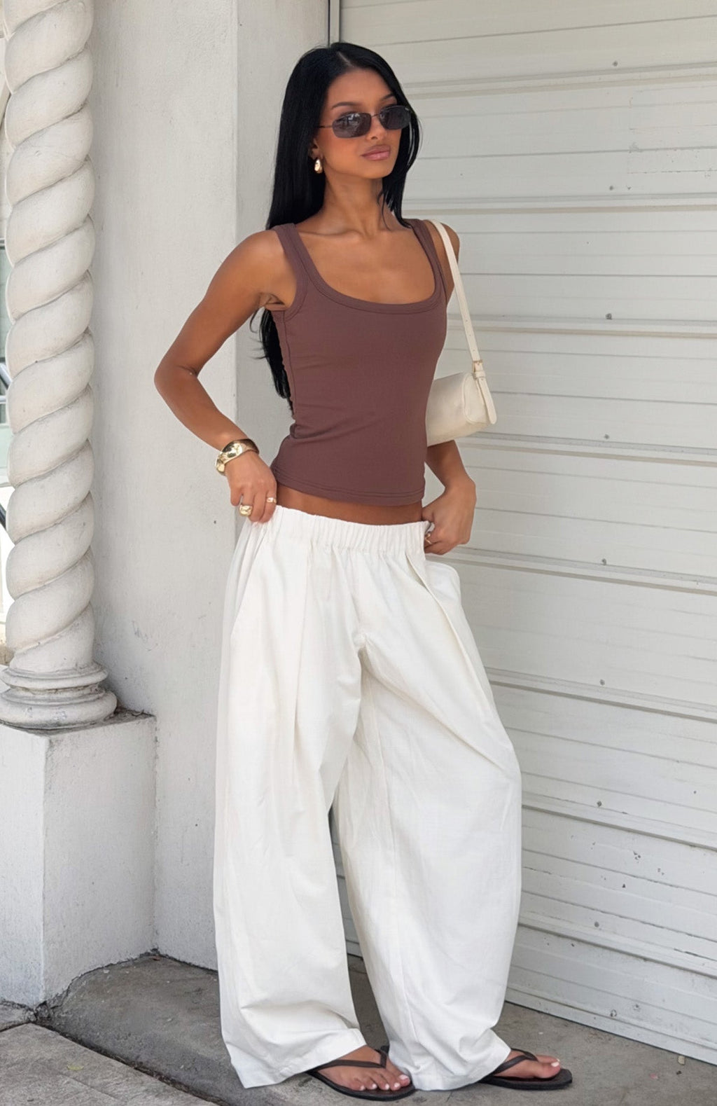 White Fox Out There Somewhere Pants White/Beige Pinstripe