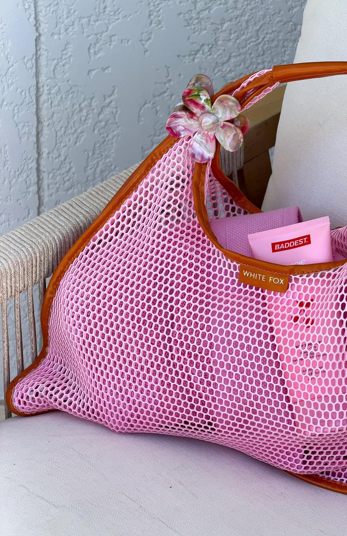 White Fox Graysen Shoulder Bag Pink/Orange