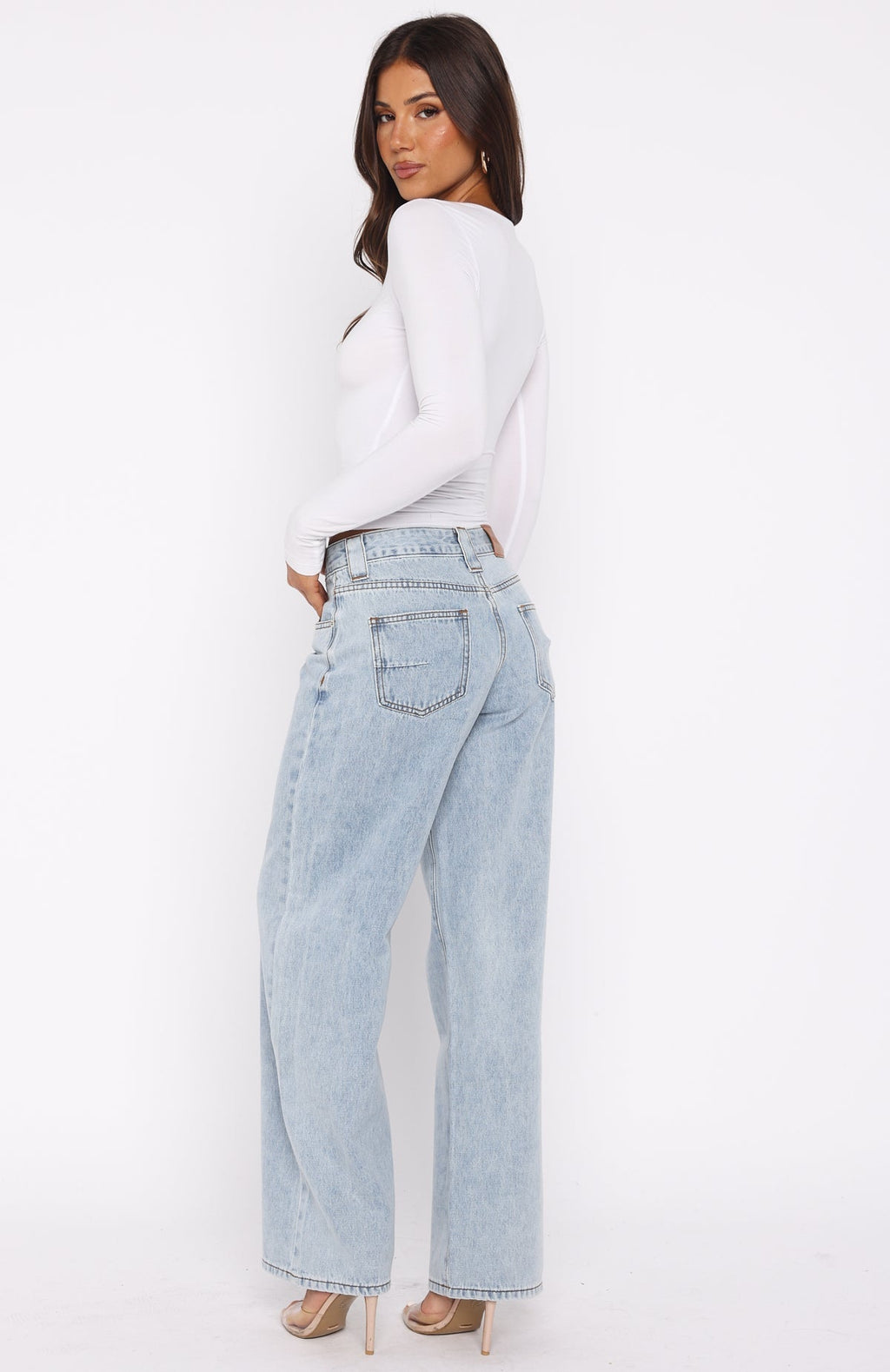 White Fox Clarissa Low Rise Wide Leg Jeans Mid Blue
