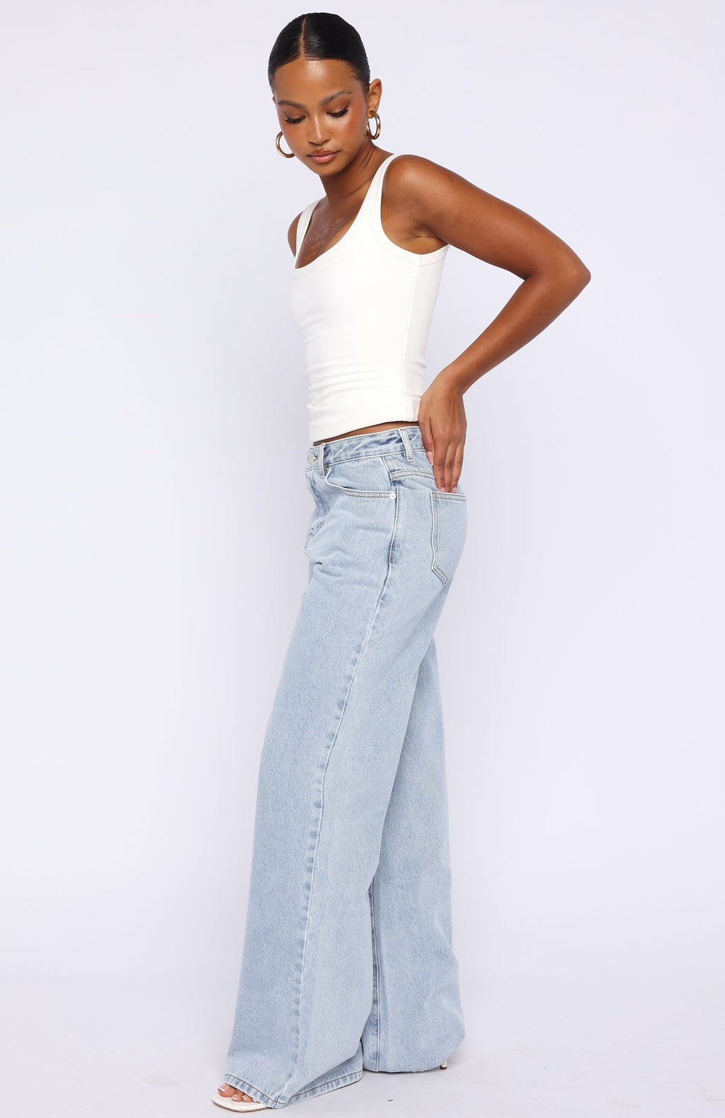 White Fox Just My Type Mid Rise Wide Leg Jeans Mid Blue