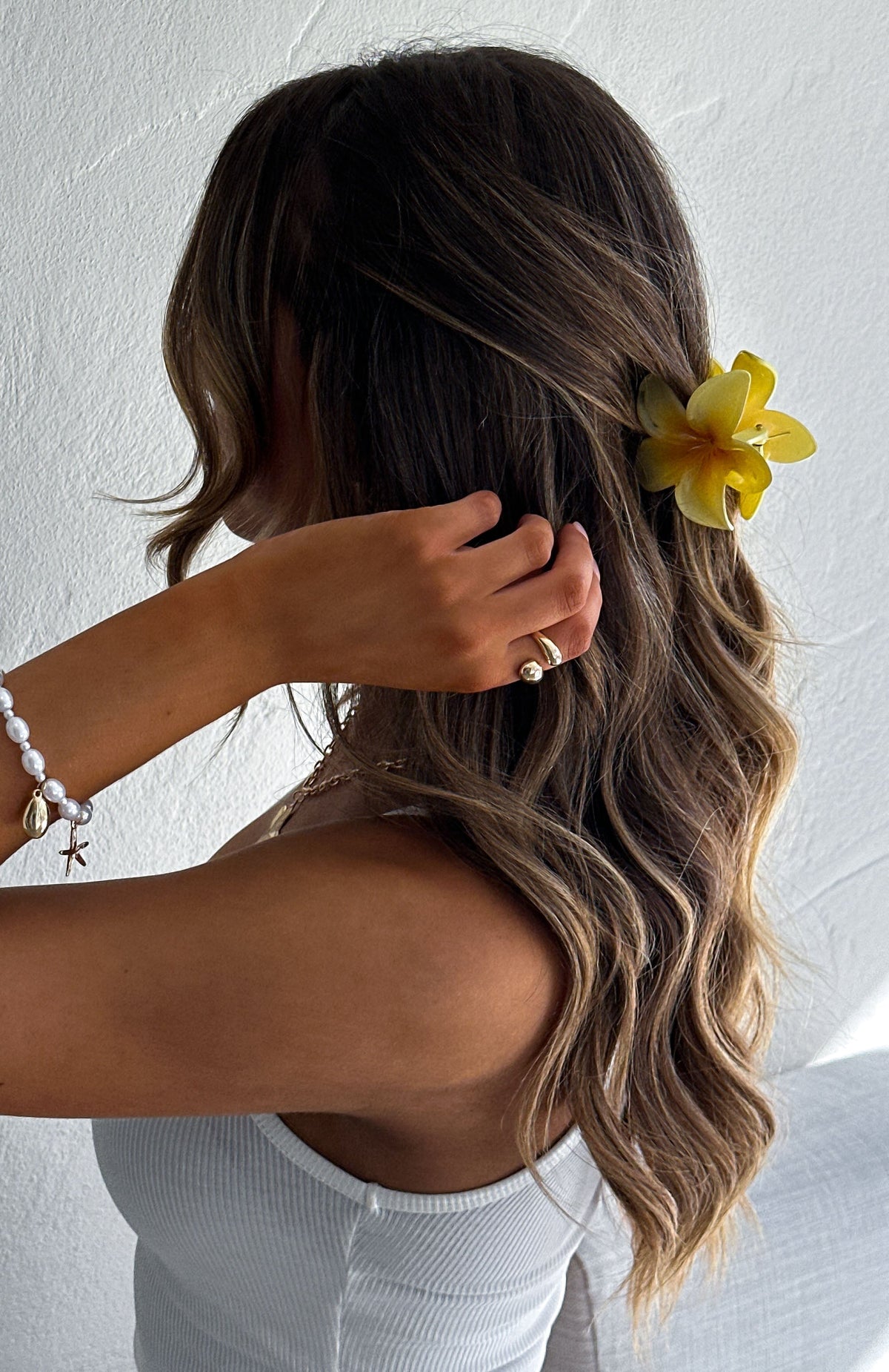 White Fox Floral Charm Hair Clip Yellow