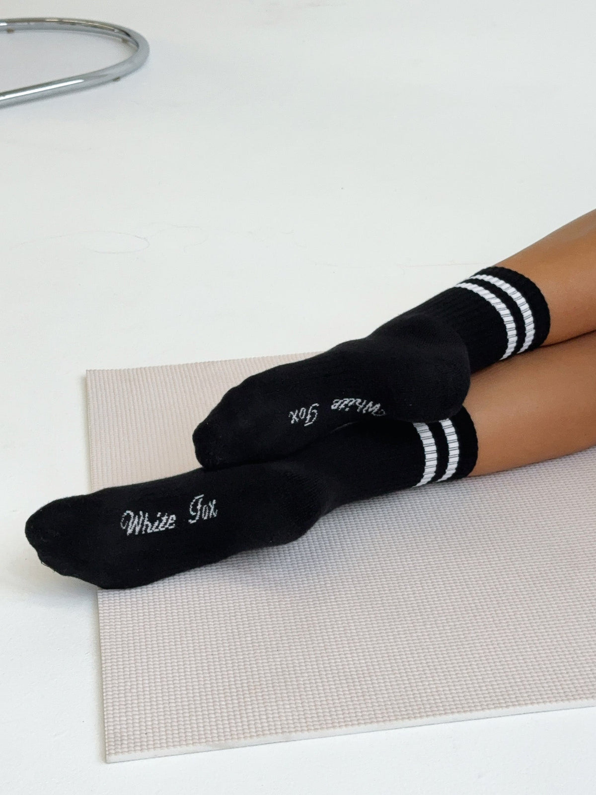 White Fox Grounded Socks Black/White