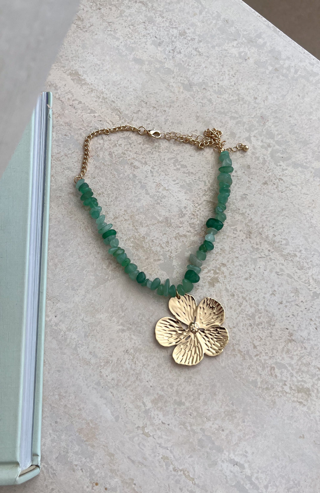 White Fox Saylor Necklace Gold/Teal