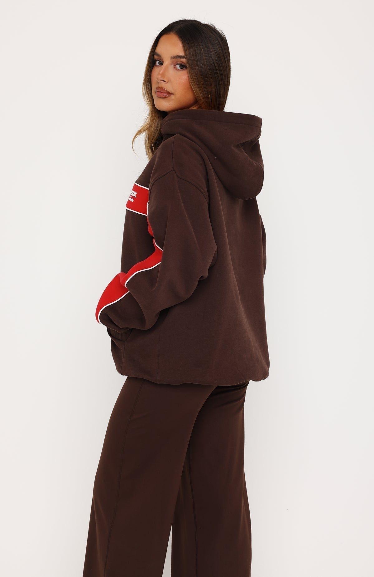 White Fox Studio 17 Jules Oversized Hoodie Chocolate