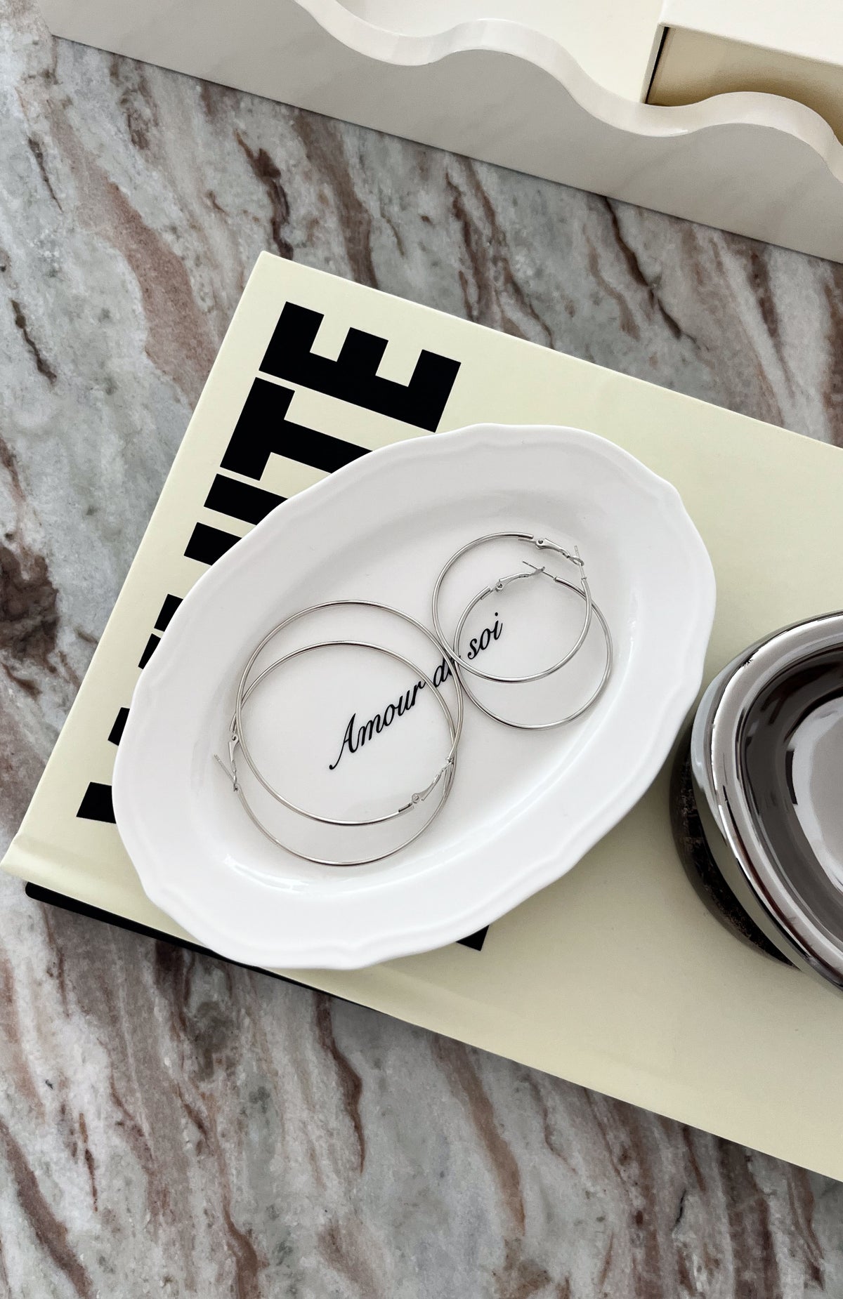 White Fox Tariq Earring Set Silver