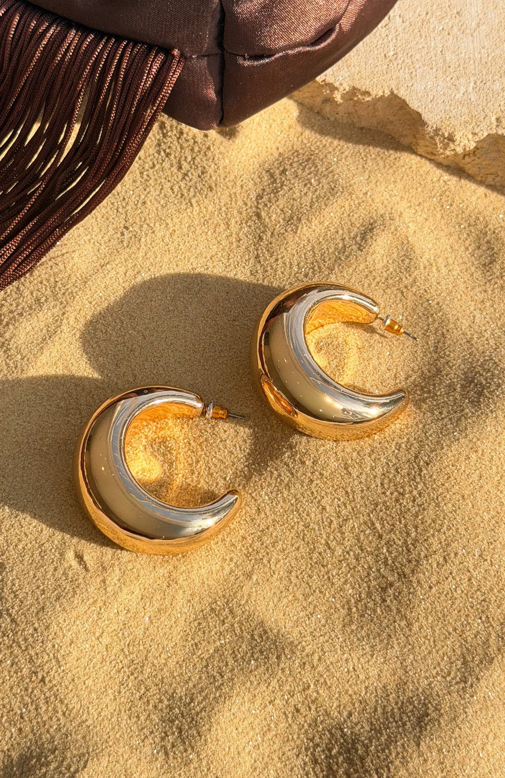White Fox Lewis Earrings Gold