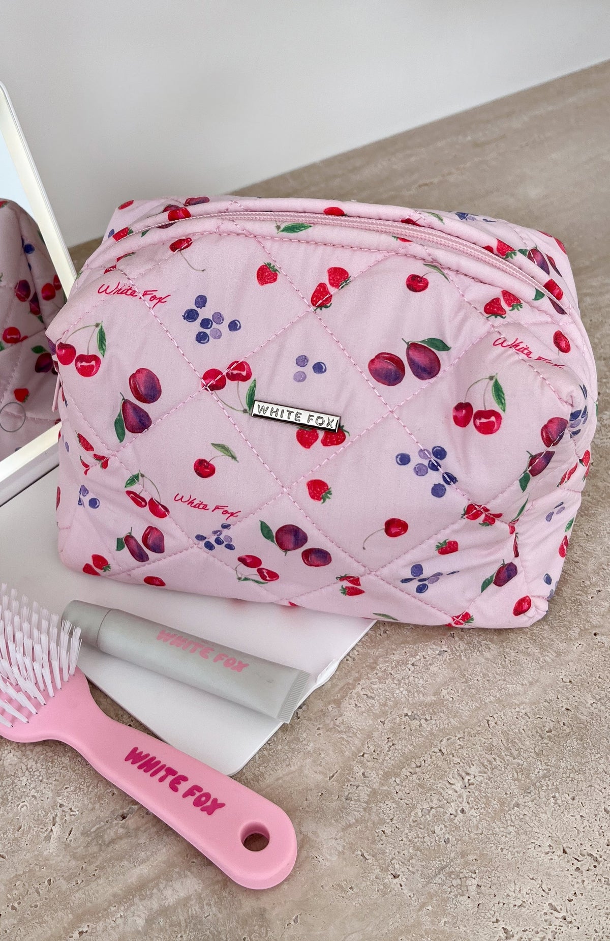 White Fox Getting Ready Cosmetic Bag Pink Berries